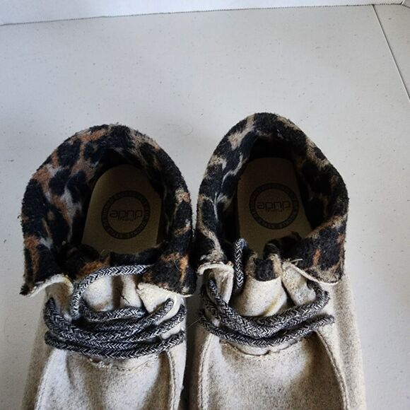 Hey Dude Britt Black Cheetah Shoes Womens 7 Tan Leopard The Buckle - Picture 9 of 11